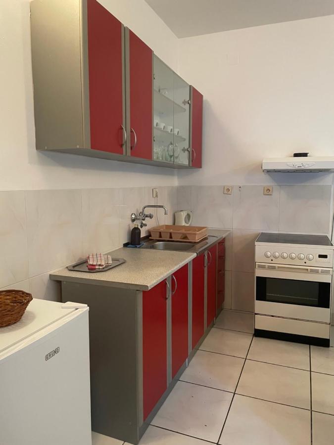 Apartments Mandarina Garden Petrovac Exterior photo