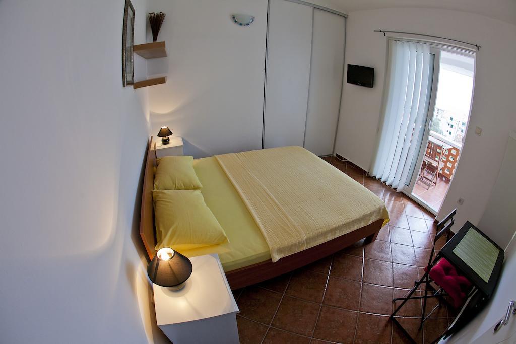 Apartments Mandarina Garden Petrovac Room photo