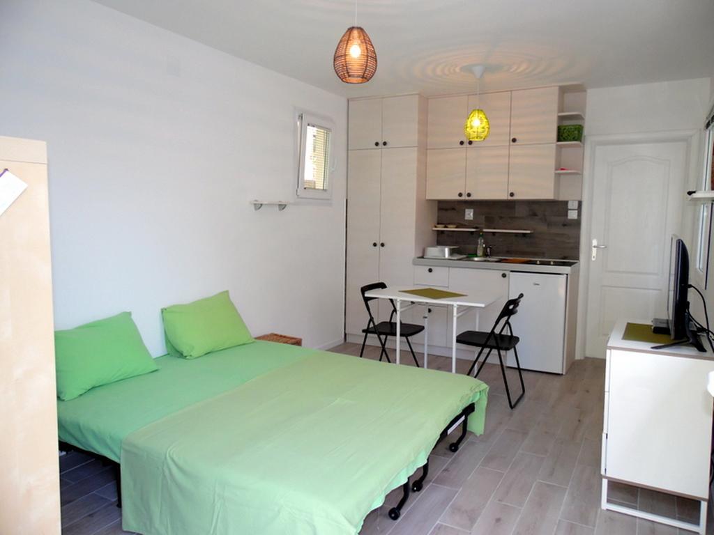 Apartments Mandarina Garden Petrovac Exterior photo