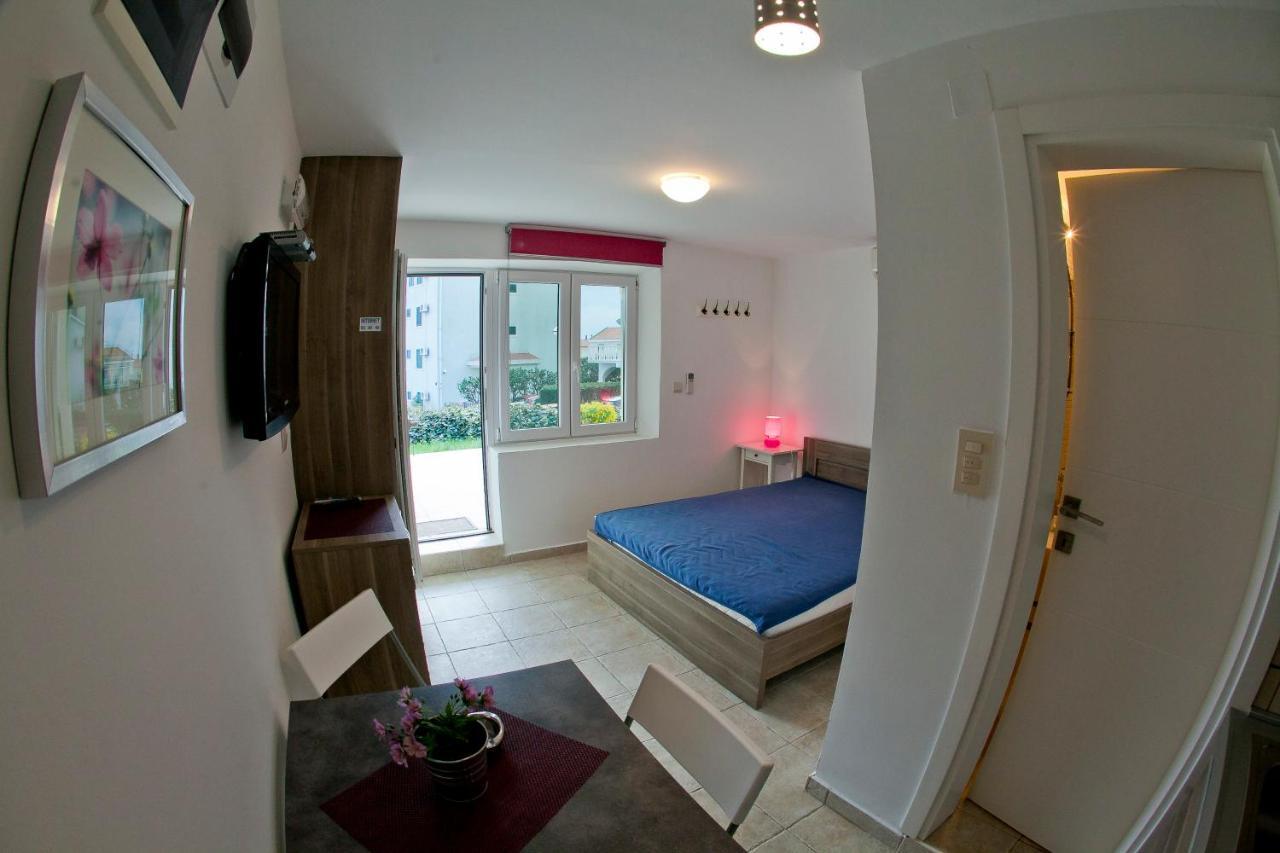 Apartments Mandarina Garden Petrovac Room photo